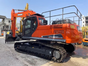 Used Doosan DX300LC-9C Excavator