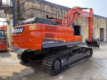 Used Doosan DX300LC-9C Excavator