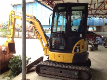 Used Komatsu PC30 Excavator