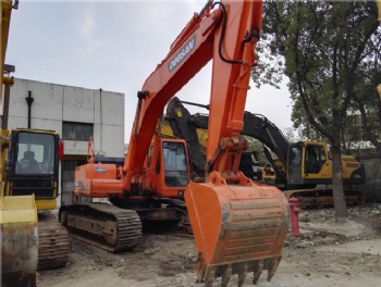 Used Doosan DH300 Excavator