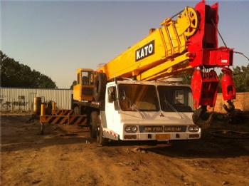 Used KATO NK500E Truck Crane