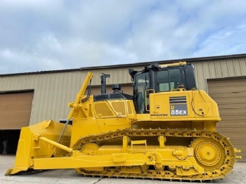 KOMATSU D85 Bulldozer