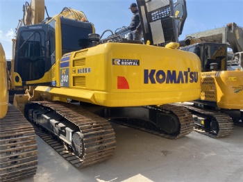 Komatsu PC240-8 Excavator