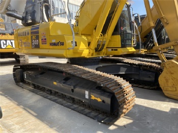 Komatsu PC240-8 Excavator