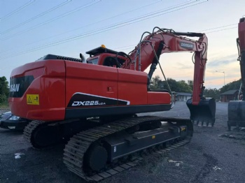 Used Doosan DX225LC Excavator