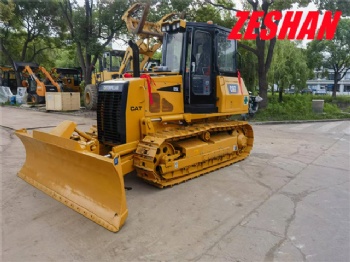 CAT D5K Bulldozer