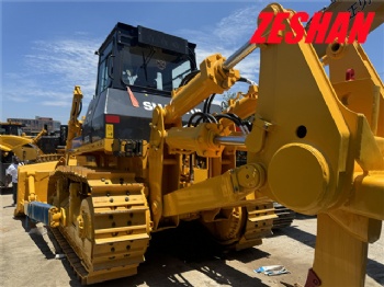 Shantui SD32 Bulldozer