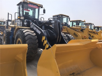 XCMG LW700 wheel loader