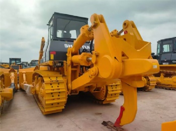 Shantui SD32 Bulldozer