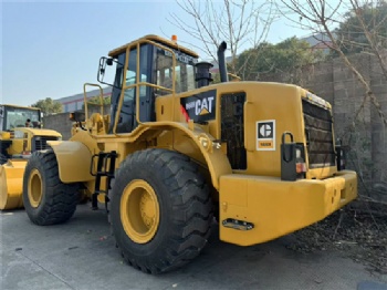 CAT 966H wheel loader
