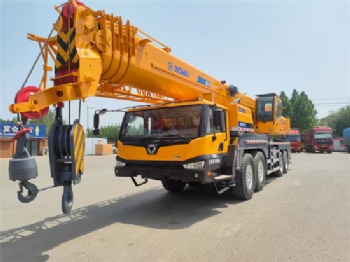 XCMG XCT80 Truck Crane